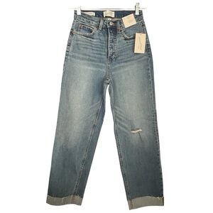 Universal Thread Highest Straight Cuffed Ankle Jeans size 2R NWT